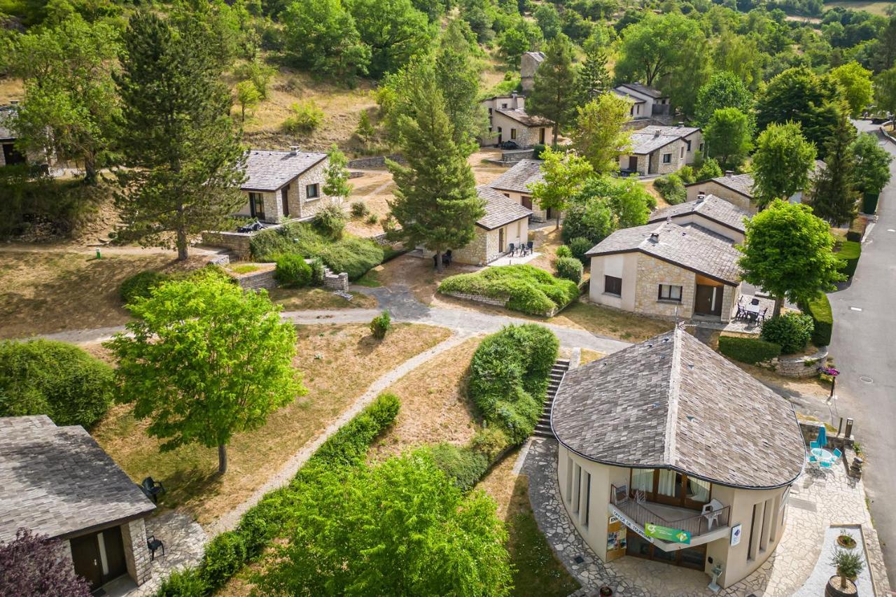 Village De Gites De Chanac Esterno foto